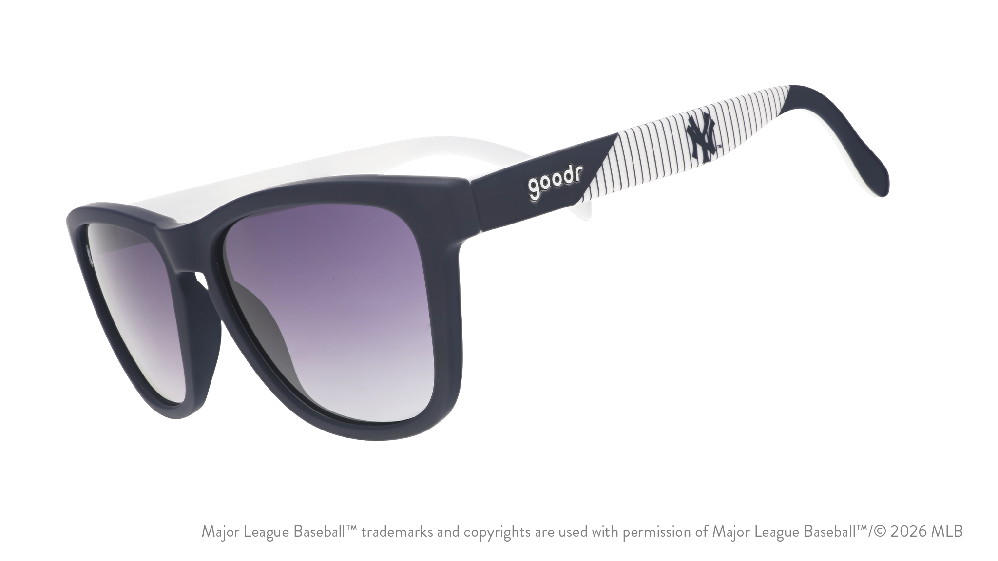 1_NYYankees-TheLastOriginalNewYorker_SideTransparent_dc57107f-7542-49e2-8fe7-9078eb932f77
